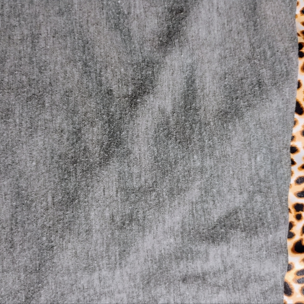 PINK Victoria’s Secret Gray Leopard Tank Top Medium - Picture 10 of 14
